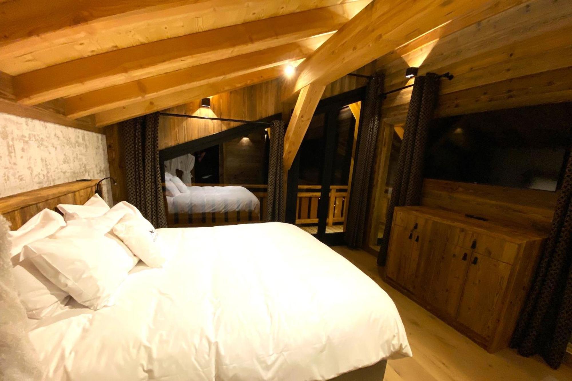 Chalet Aguila - Jacuzzi Et Sauna Panoramique - Construit En 2023 Bolquere ภายนอก รูปภาพ