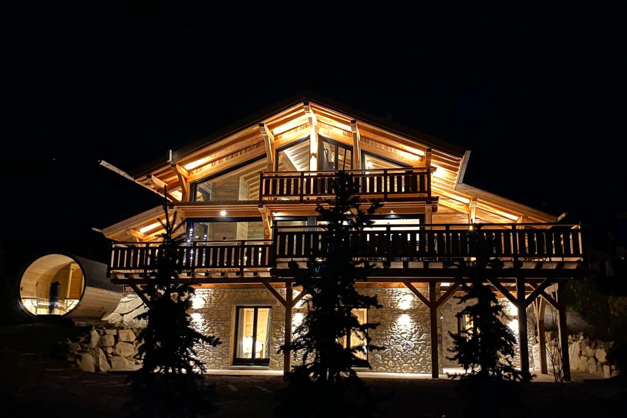 Chalet Aguila - Jacuzzi Et Sauna Panoramique - Construit En 2023 Bolquere ภายนอก รูปภาพ